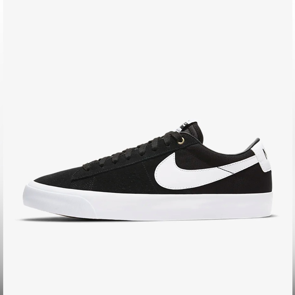 Nike Blazer Low Leather Sneaker Black